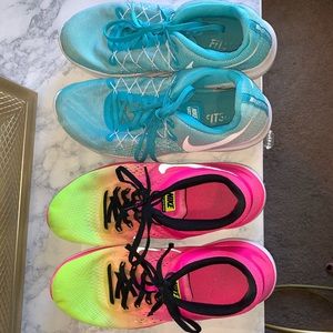 2 PAIRS OF WOMENS NIKE SHOES SZ 9.5!!!
